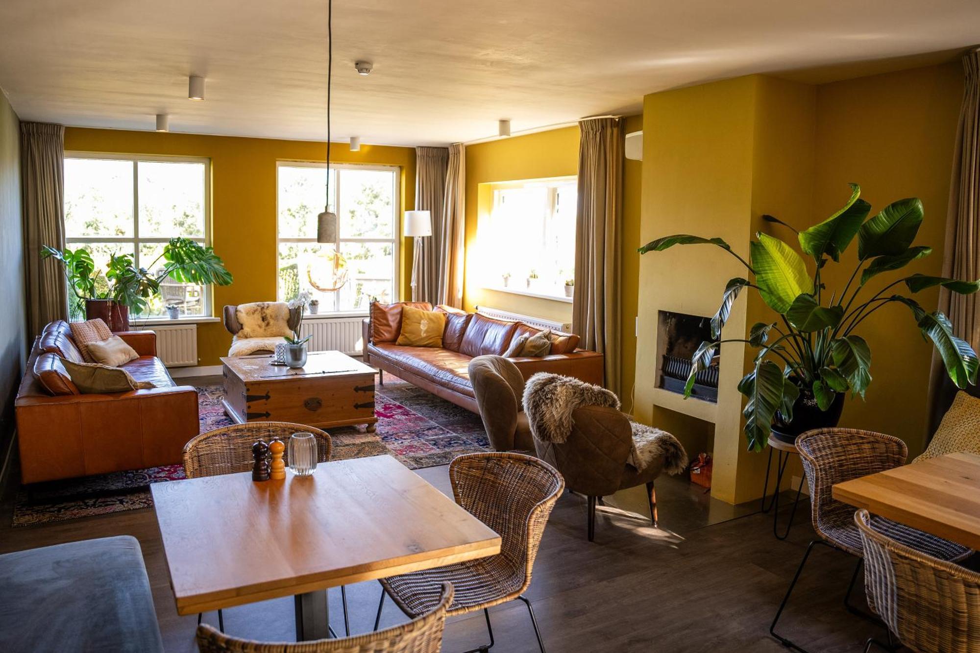 Hotel De Horper Wielen Kaard Exteriér fotografie