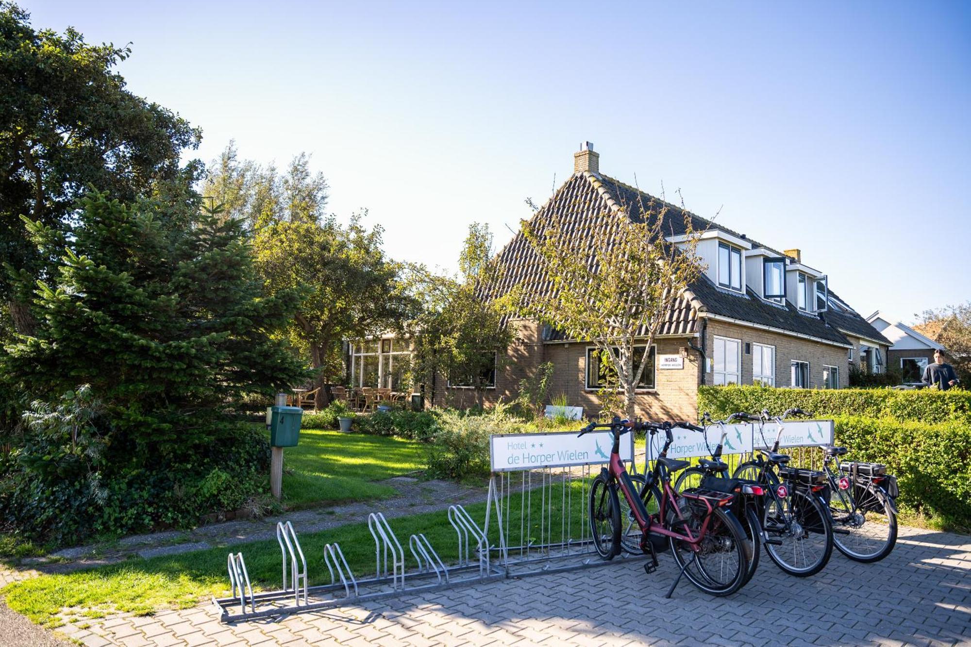 Hotel De Horper Wielen Kaard Exteriér fotografie